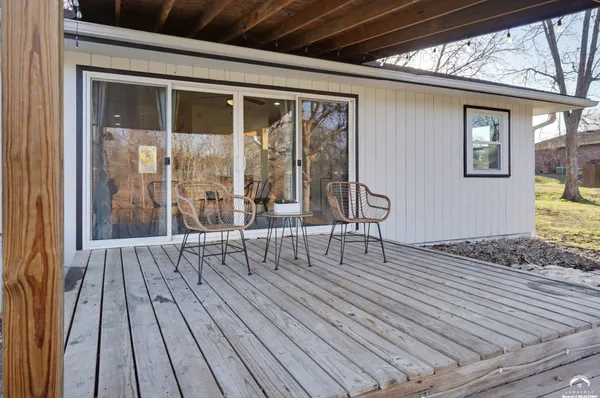 $405,000 | 2079 North 1369th Road, Eudora, KS 66025