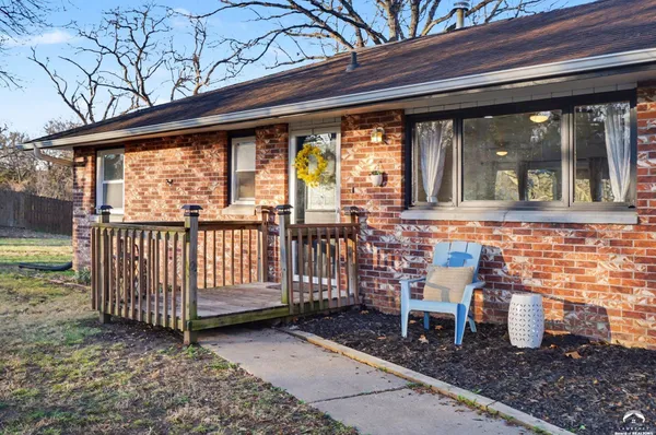 $405,000 | 2079 North 1369th Road, Eudora, KS 66025