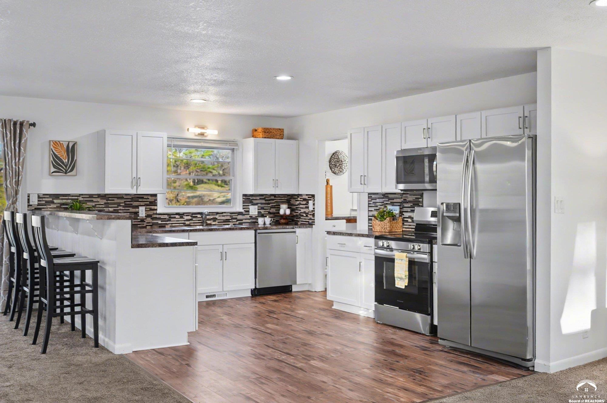 2079 North 1369th Road Eudora, KS 66025 - Photo 8 of 46