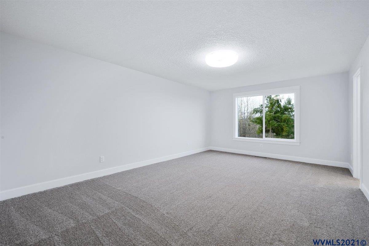 1650 Southwest Clay Street Dallas, OR 97338 - Photo 21 of 39