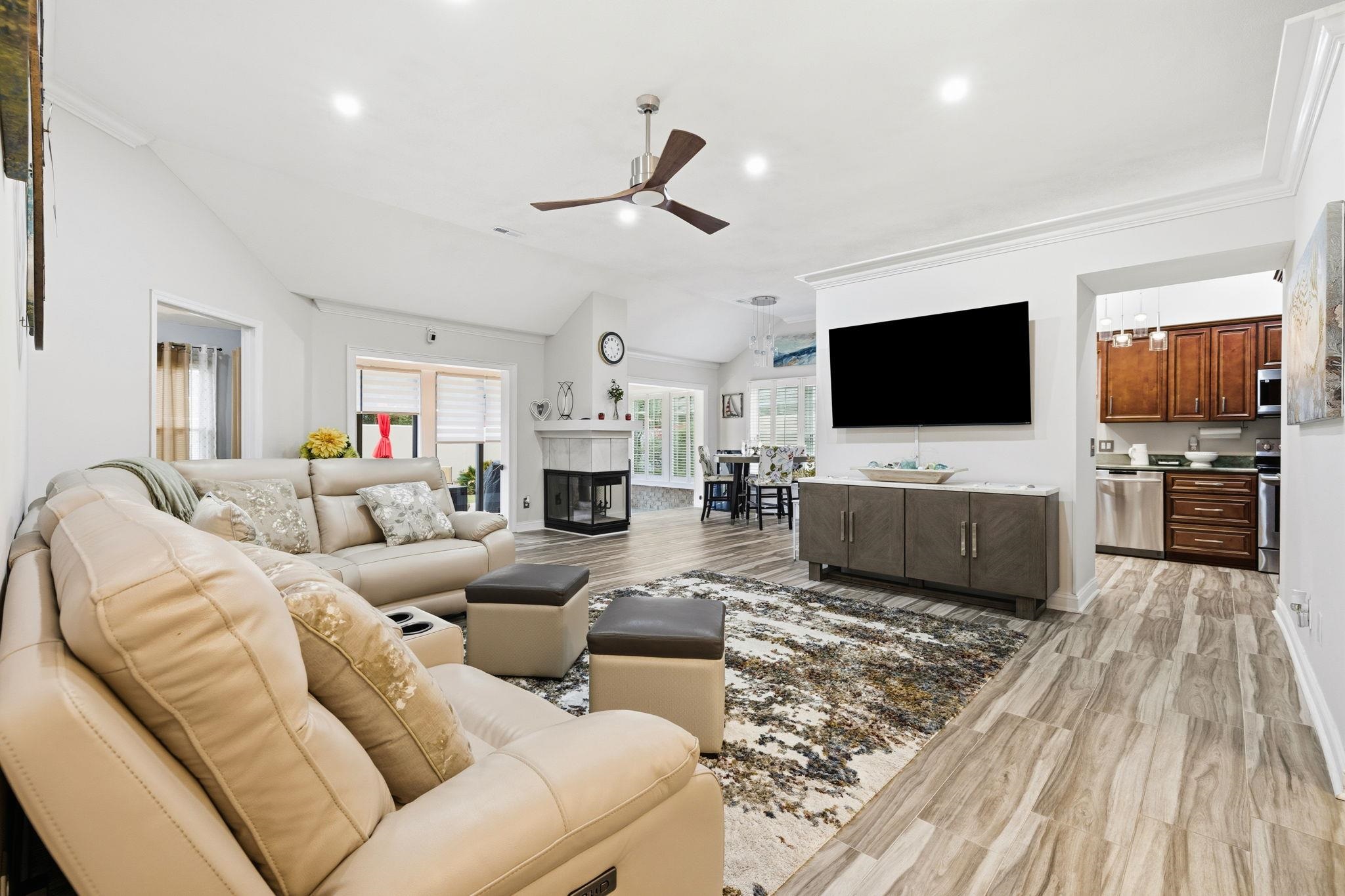 950 Cayman Court Myrtle Beach, SC 29577 - Photo 8 of 38