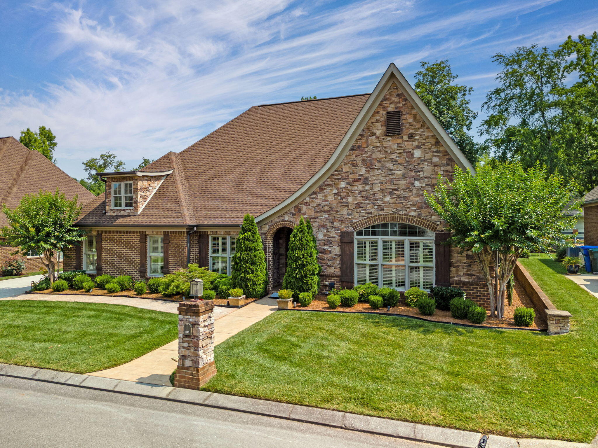 8966 Rostis Lane Chattanooga, TN 37421 - Photo 4 of 47 40-web-or-mls-8966-rostis-ln
