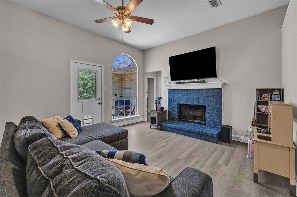 1409 Prentice Street Arlington, TX 76018 - Photo 14 of 27