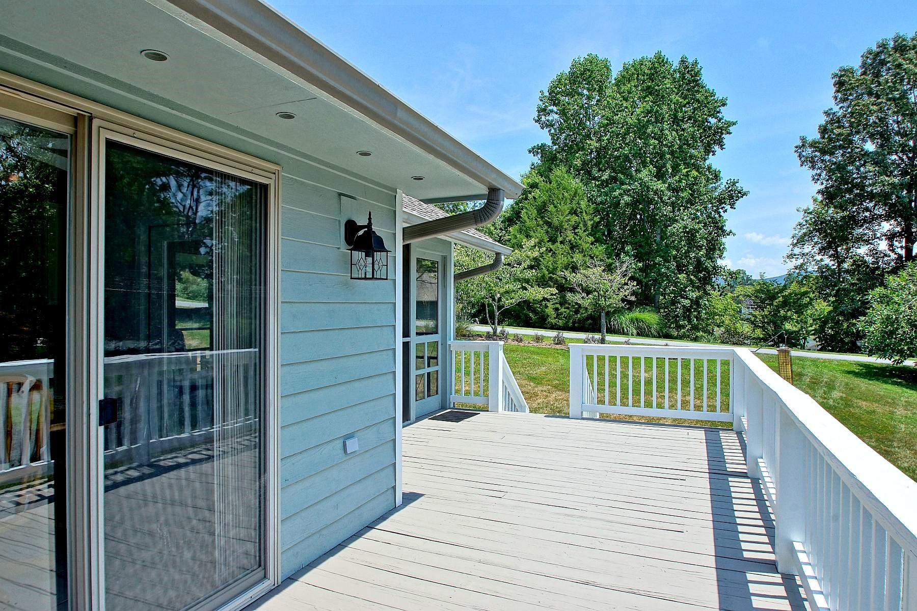 65 Bay Front Road Penhook, VA 24137 - Photo 12 of 69 dsc03129