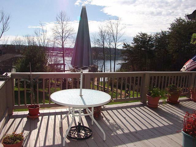 65 Bay Front Road Penhook, VA 24137 - Photo 10 of 69 dsc04816