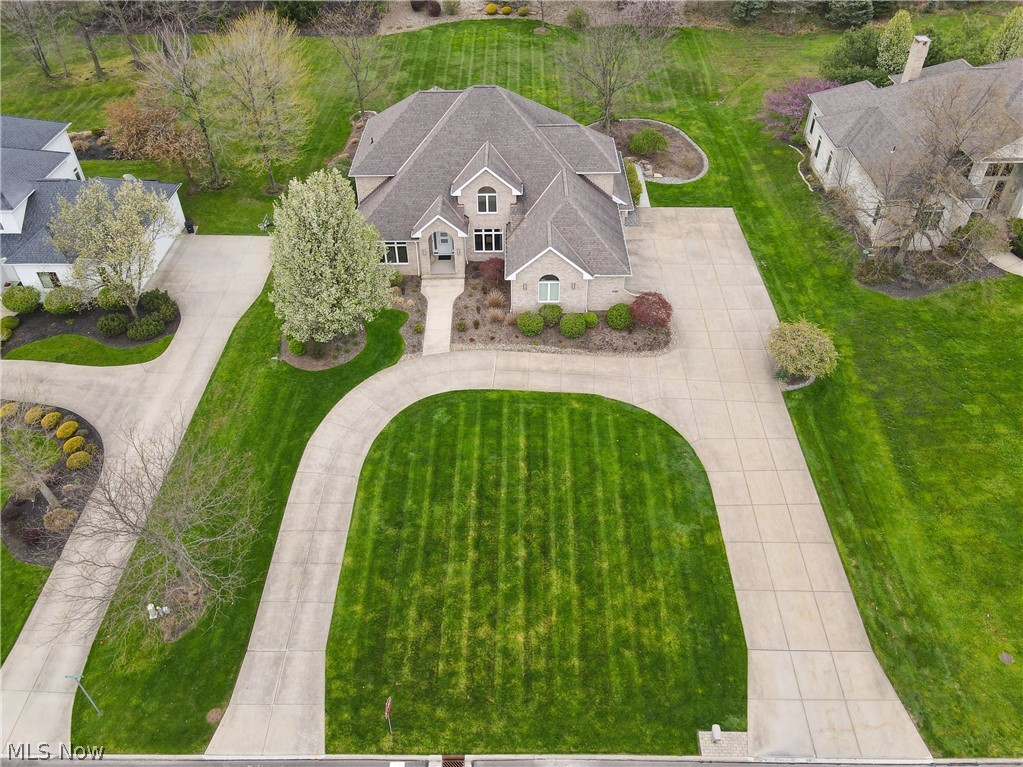 2534 Ginger Wren Road Cleveland, OH 44124 - Photo 2 of 33
