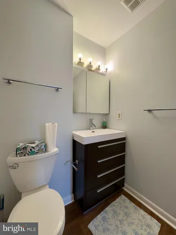 $2,100 | 1701 Mt Washington Court, Unit E, Baltimore, MD 21209