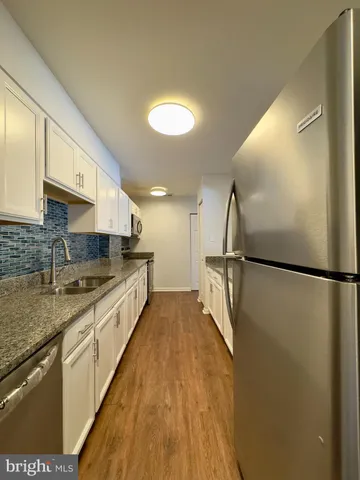 $2,100 | 1701 Mt Washington Court, Unit E, Baltimore, MD 21209