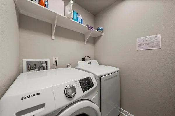 $365,000 | 11217 Pallasite Drive, Lorena, TX 76655