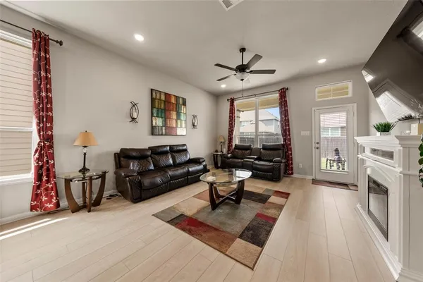 $365,000 | 11217 Pallasite Drive, Lorena, TX 76655