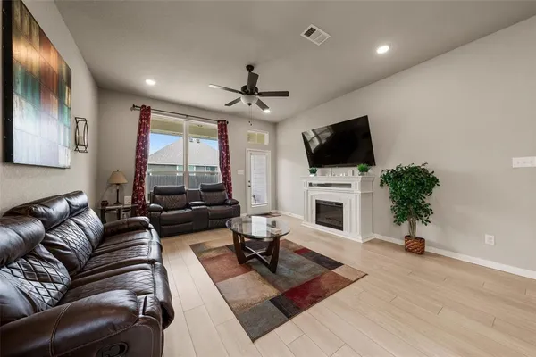 $365,000 | 11217 Pallasite Drive, Lorena, TX 76655