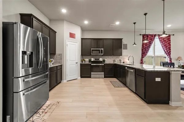 $365,000 | 11217 Pallasite Drive, Lorena, TX 76655