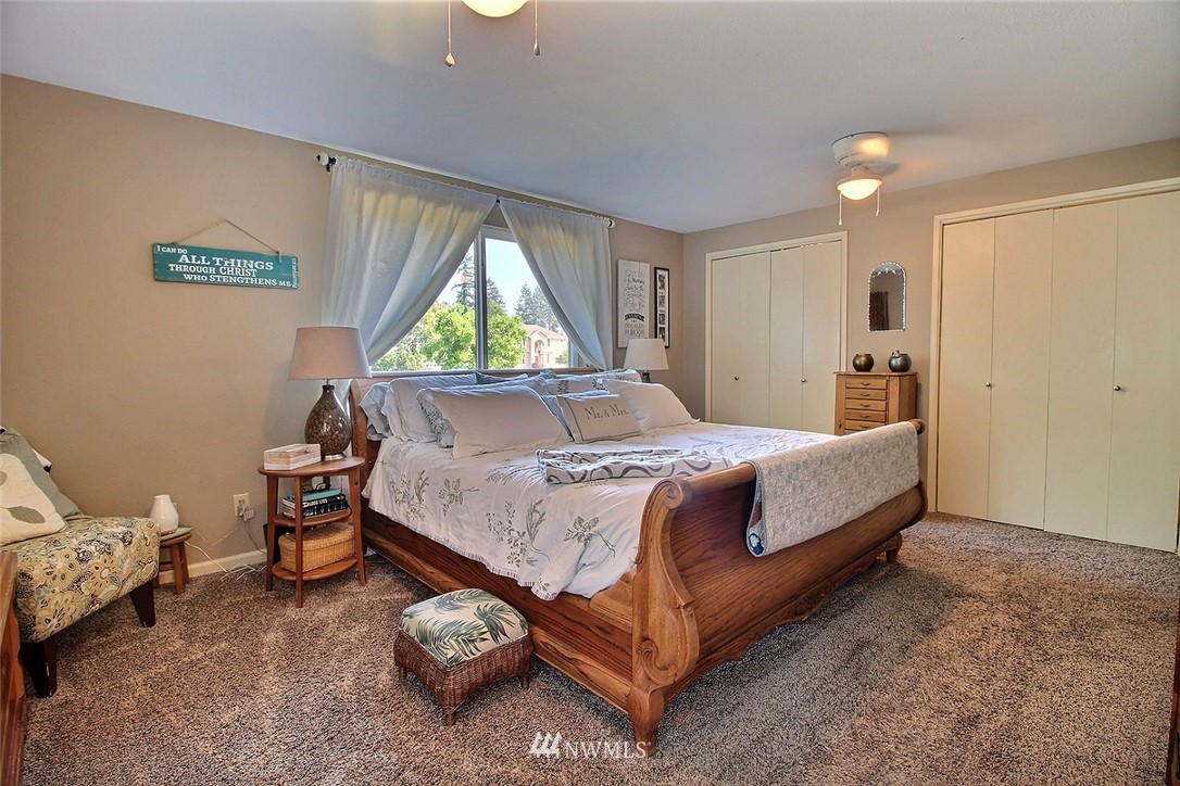 1303 Redmond Place Northeast Renton, WA 98056 - Photo 23 of 40 Gallery Image 23