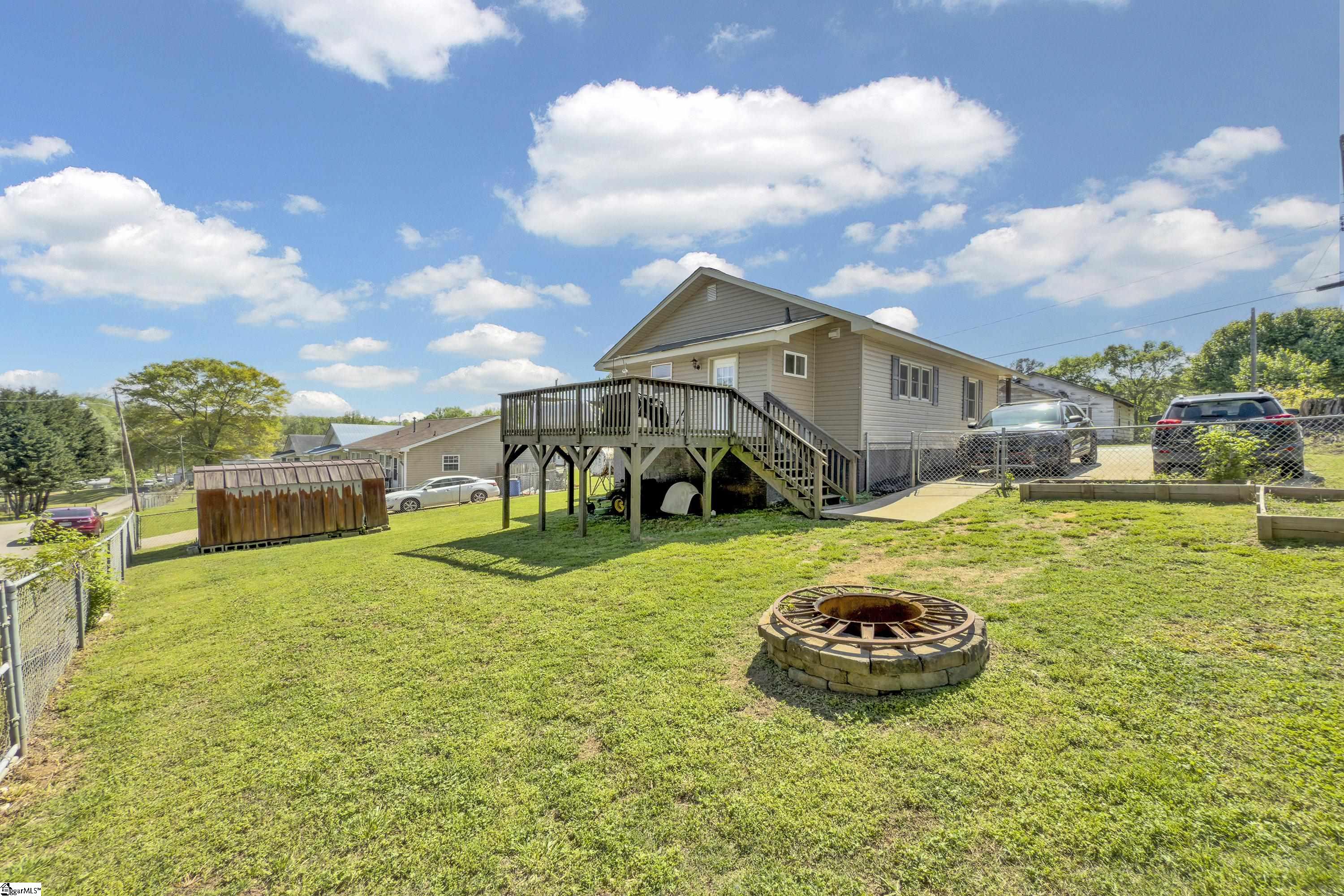 425 River Street Converse, SC 29329 - Photo 16 of 22 Gallery Image 16