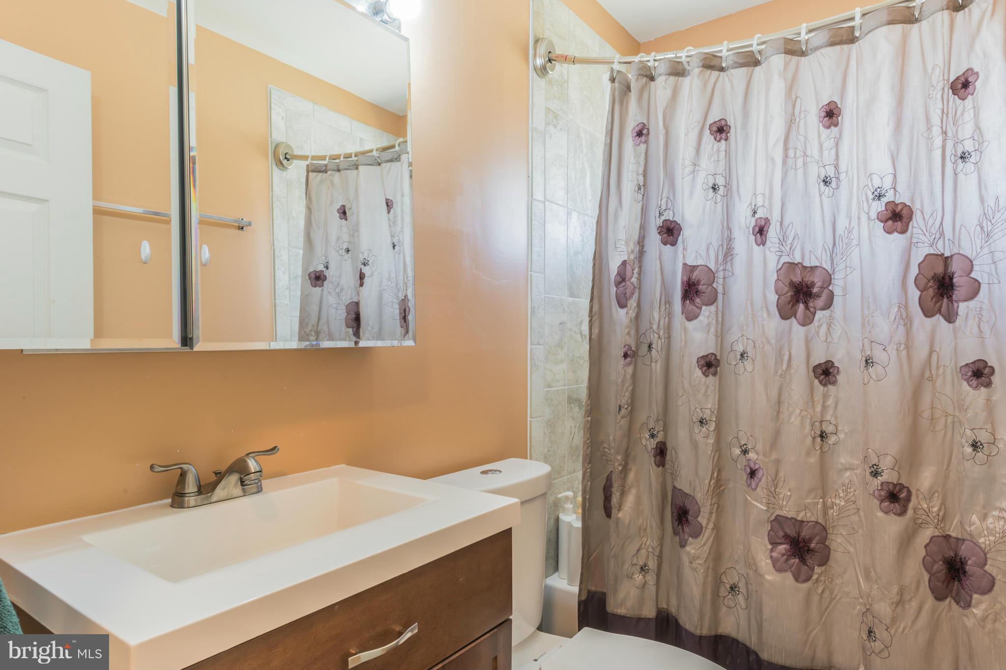 108 Brookfield Road Pasadena, MD 21122 - Photo 18 of 28 Bath