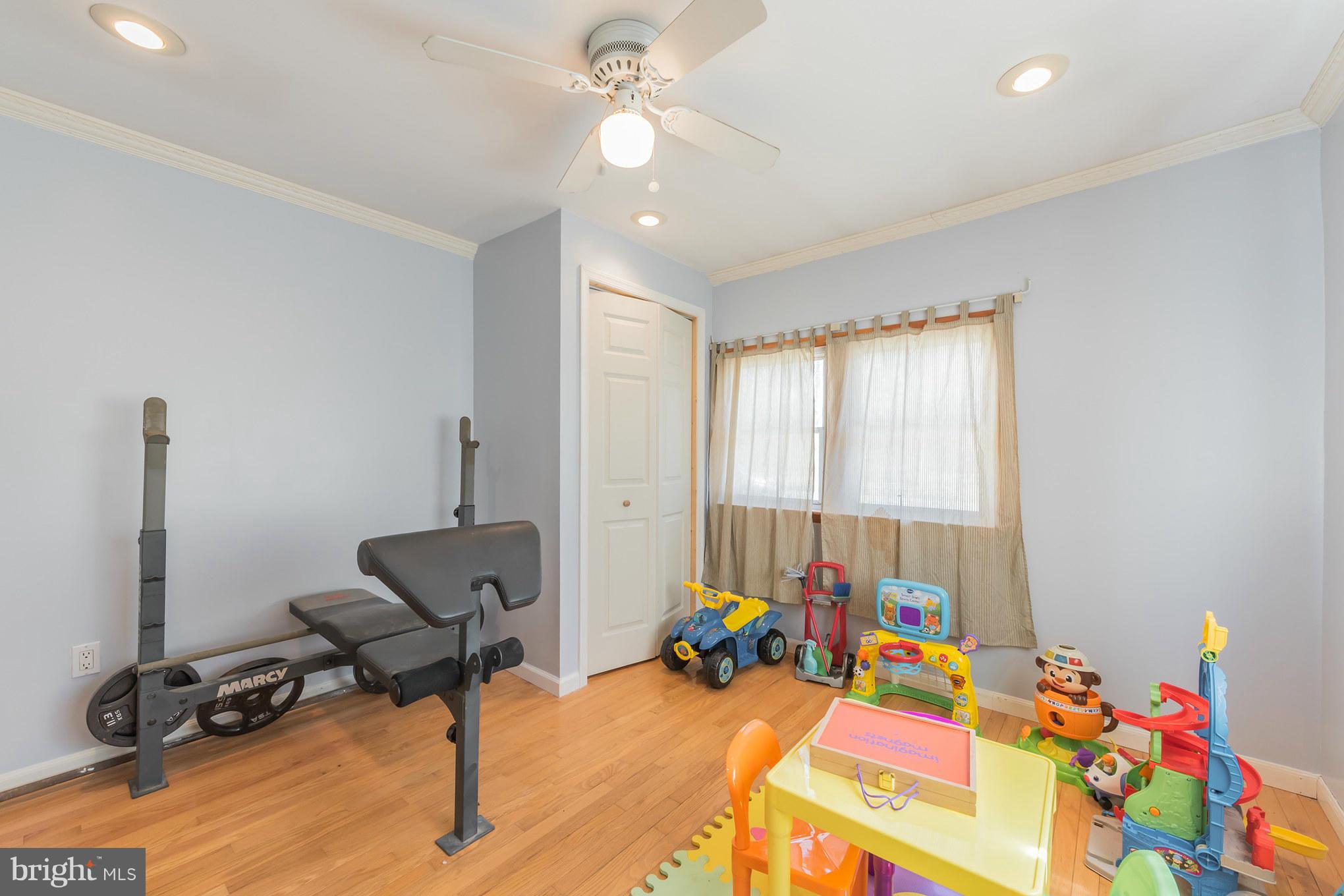 108 Brookfield Road Pasadena, MD 21122 - Photo 22 of 28 Bedroom #3