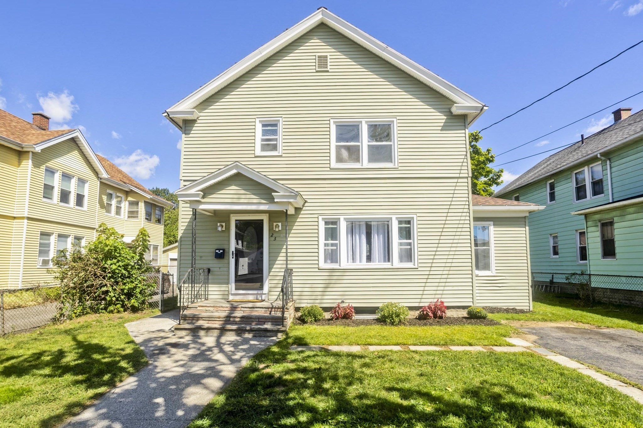 23 Jenness Street Springfield, MA 01104 - Photo 1 of 33 Gallery Image 1