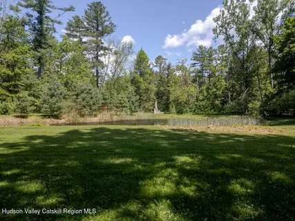 $625,000 | 534 Collins Street, Hillsdale, NY 12529