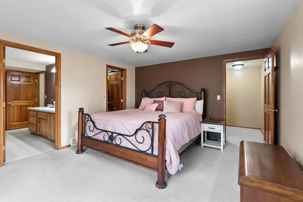 $549,900 | 1367 Whirthington Court, Suamico, WI 54173