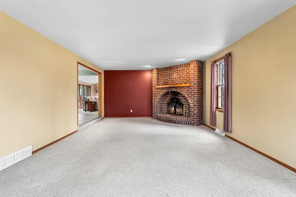 $549,900 | 1367 Whirthington Court, Suamico, WI 54173