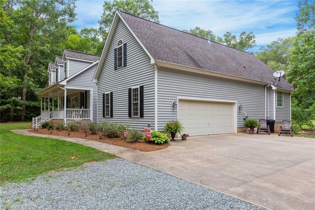3620 Rogers Road Graham, NC 27253 - Photo 4 of 30 Gallery Image 4