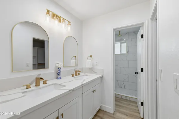 $1,029,000 | 704 East Mesquite Avenue, Gilbert, AZ 85296