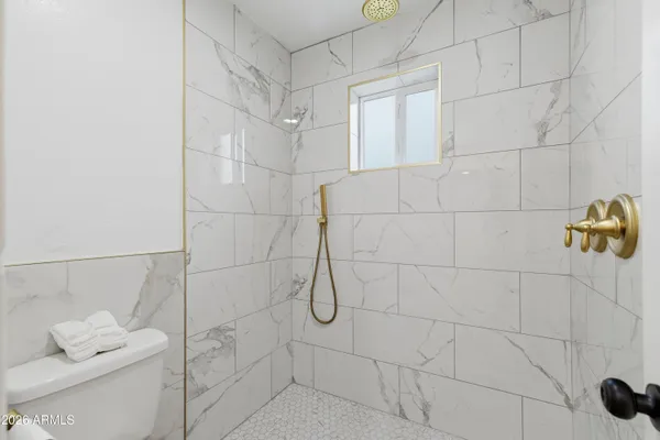 $1,029,000 | 704 East Mesquite Avenue, Gilbert, AZ 85296