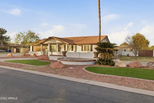 $1,029,000 | 704 East Mesquite Avenue, Gilbert, AZ 85296
