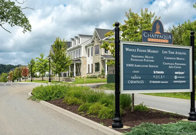 $999,000 | 210 Seven Bridges Road, Unit A, Chappaqua, NY 10514