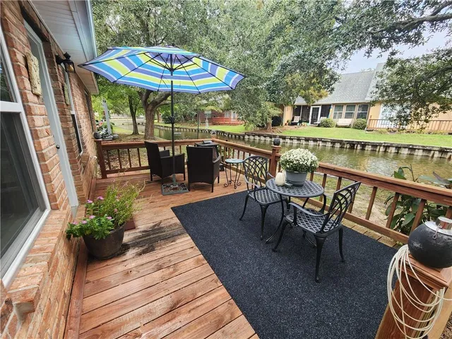 $250,000 | 745 Carondelet Street, Mandeville, LA 70448