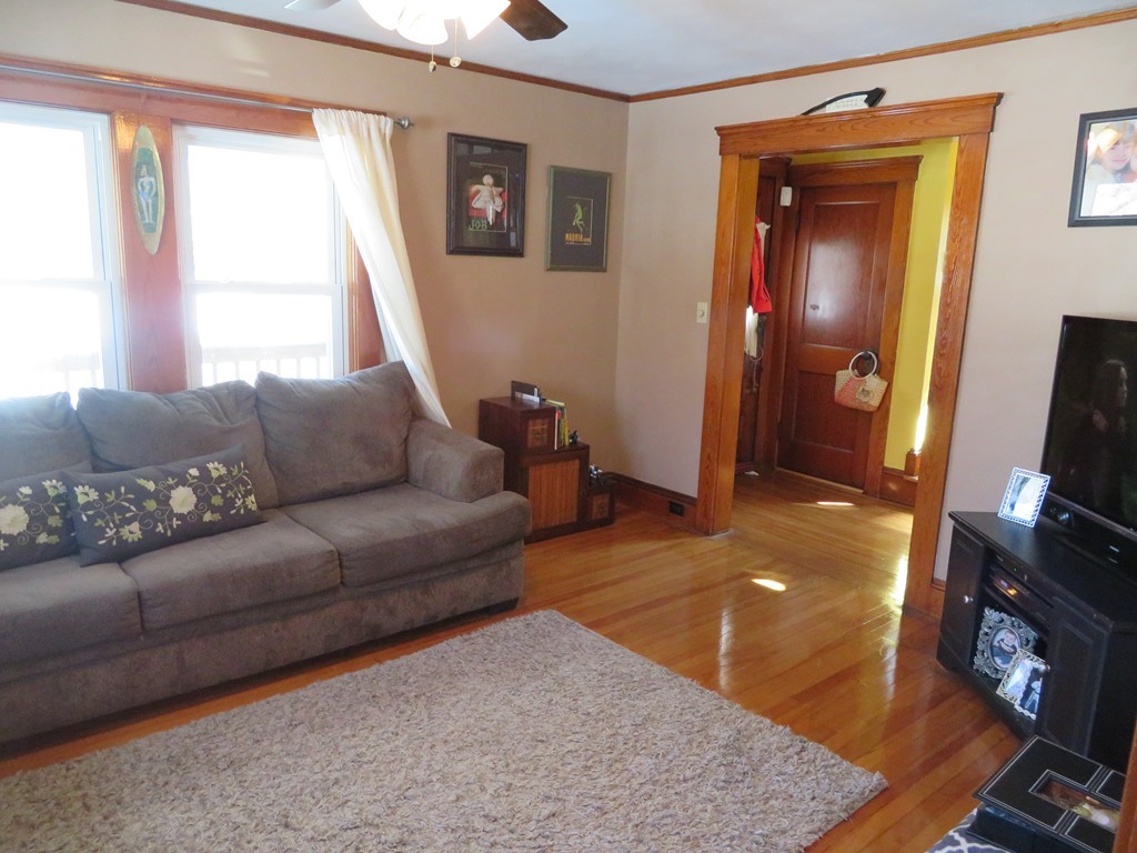 9 Bates Road Framingham, MA 01702 - Photo 8 of 20 Gallery Image 8