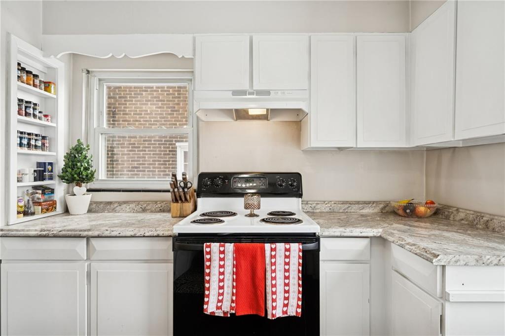 21 Berry Street Baden, PA 15005 - Photo 12 of 34