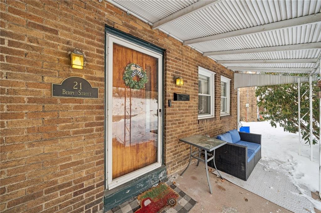 21 Berry Street Baden, PA 15005 - Photo 5 of 34