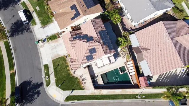 $575,000 | 2490 North Fallbrook Drive, Los Banos, CA 93635