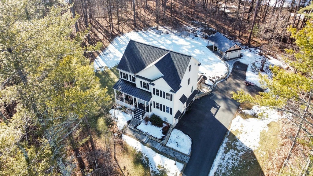 600 Wethersfield Street Rowley, MA 01969 - Photo 3 of 42 a view of entryway with a tree