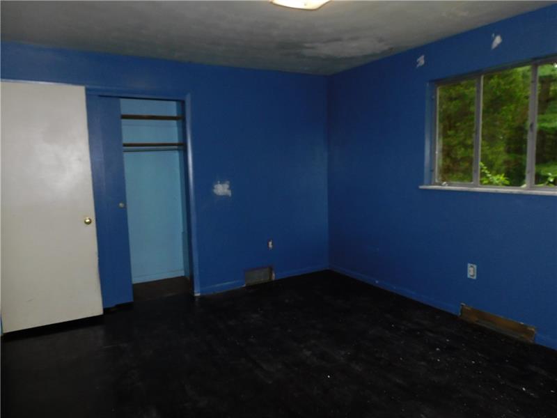 968 Chapel Road Monaca, PA 15061 - Photo 19 of 23 Master Bedroom with closet.