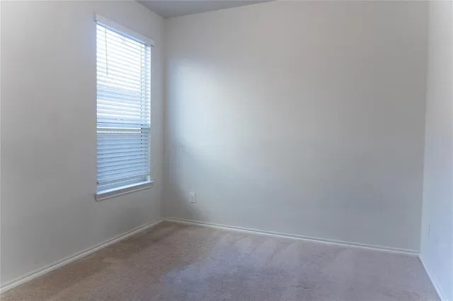 $2,250 | 4015 Aurora Lane, Crandall, TX 75114