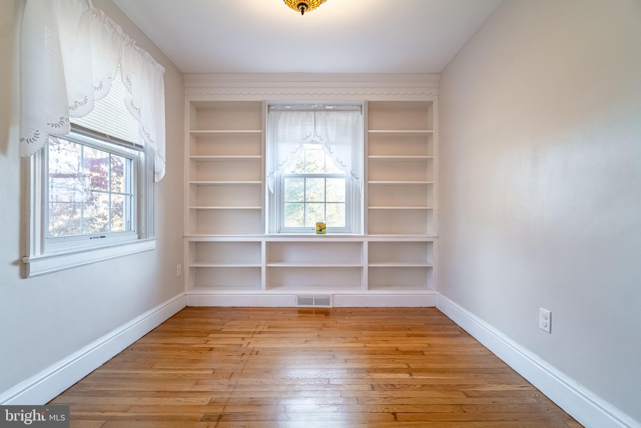 550 East Canal Road York, PA 17404 - Photo 14 of 32 a view of room with closet and windows