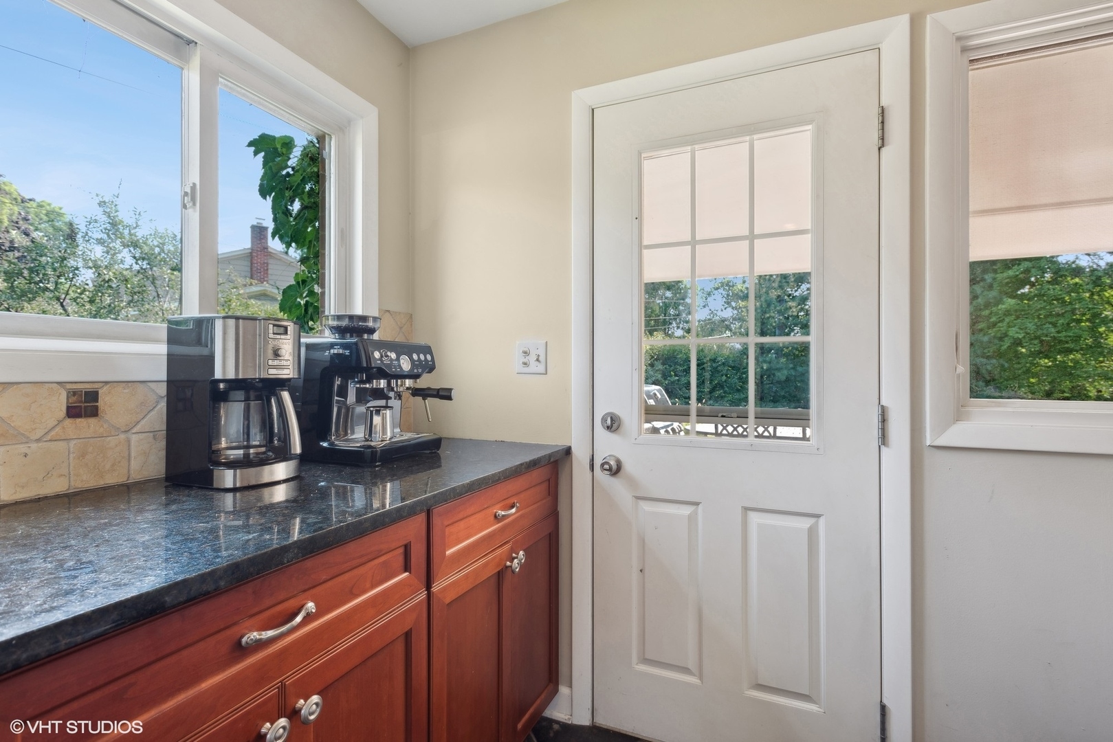 1508 Gamon Road Wheaton, IL 60189 - Photo 11 of 32