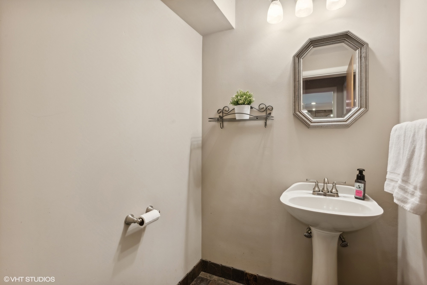 1508 Gamon Road Wheaton, IL 60189 - Photo 22 of 32