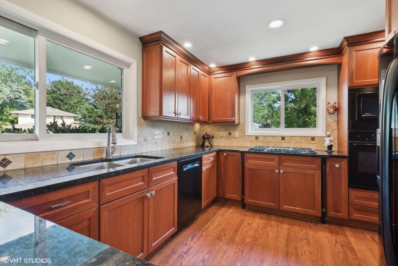 1508 Gamon Road Wheaton, IL 60189 - Photo 9 of 32