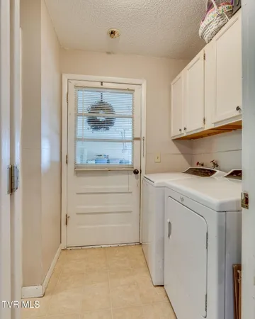 $240,000 | 145 Escape Mountain Road, Hampton, TN 37658