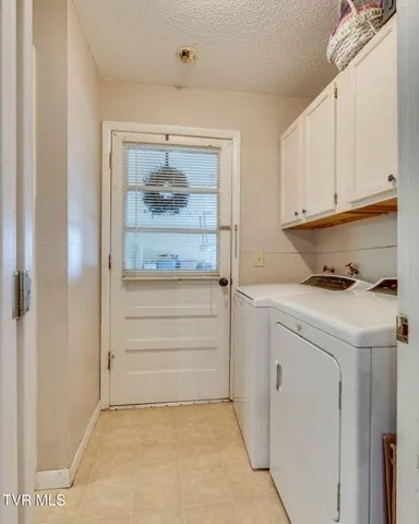 $329,000 | 145 Escape Mountain Road, Hampton, TN 37658