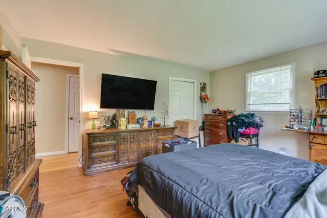 $329,000 | 145 Escape Mountain Road, Hampton, TN 37658