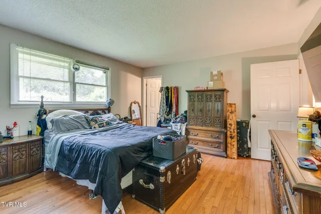 $329,000 | 145 Escape Mountain Road, Hampton, TN 37658