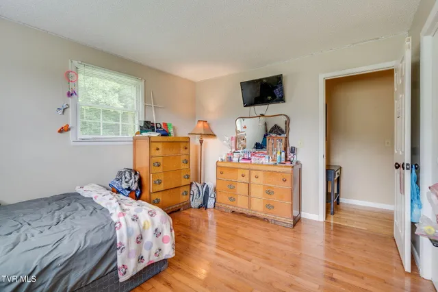 $329,000 | 145 Escape Mountain Road, Hampton, TN 37658