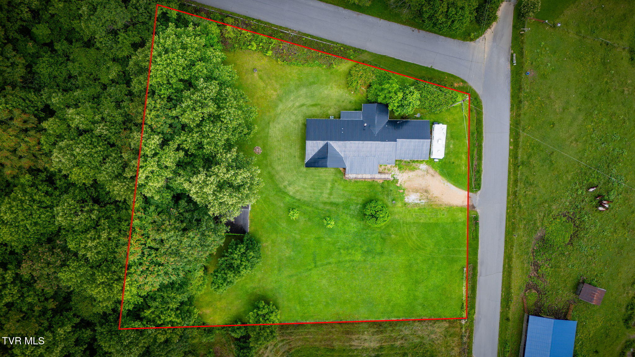 145 Escape Mountain Road Hampton, TN 37658 - Photo 39 of 39 105a