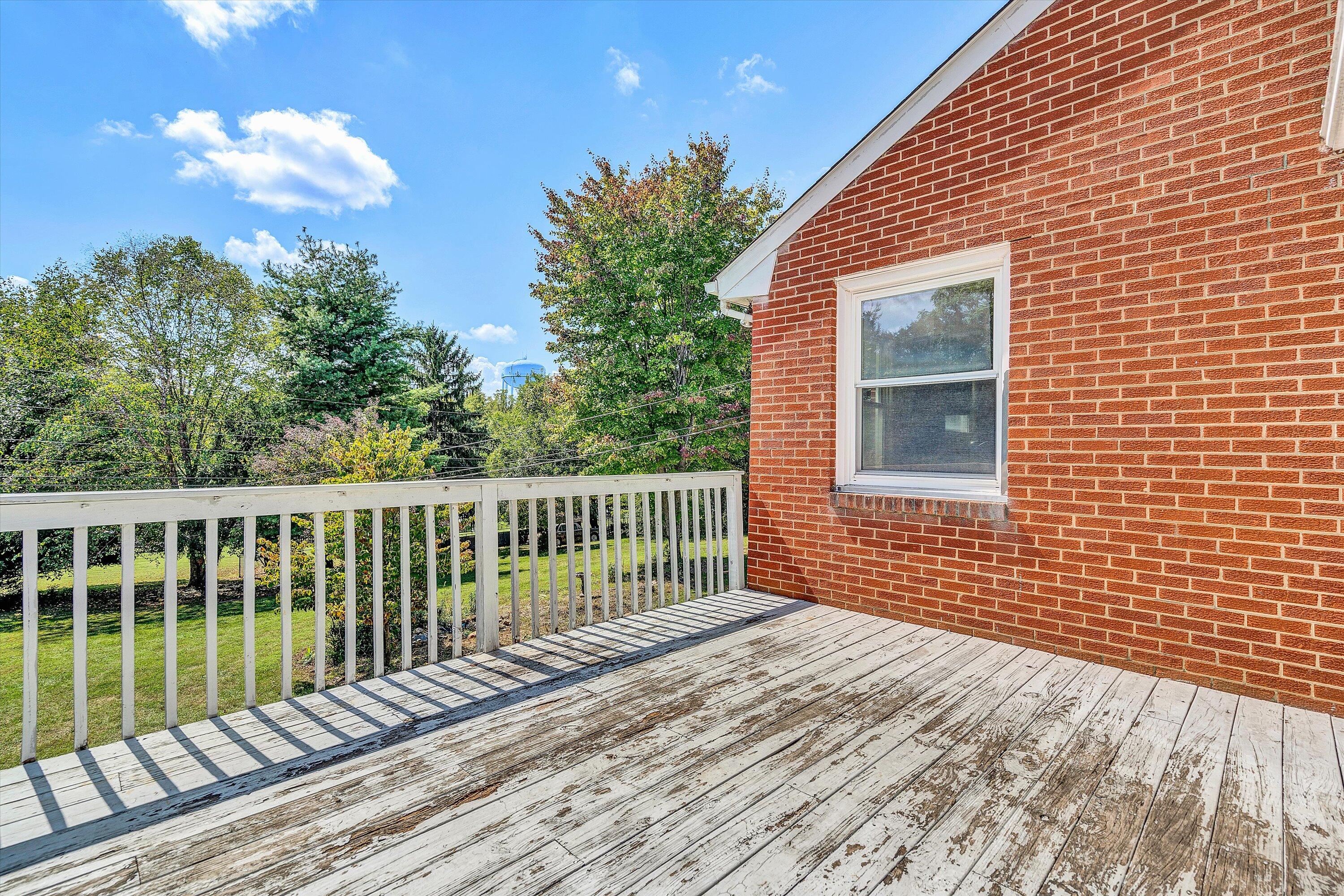4038 High Acres Road Northwest Roanoke, VA 24017 - Photo 25 of 28 29-DSC04048
