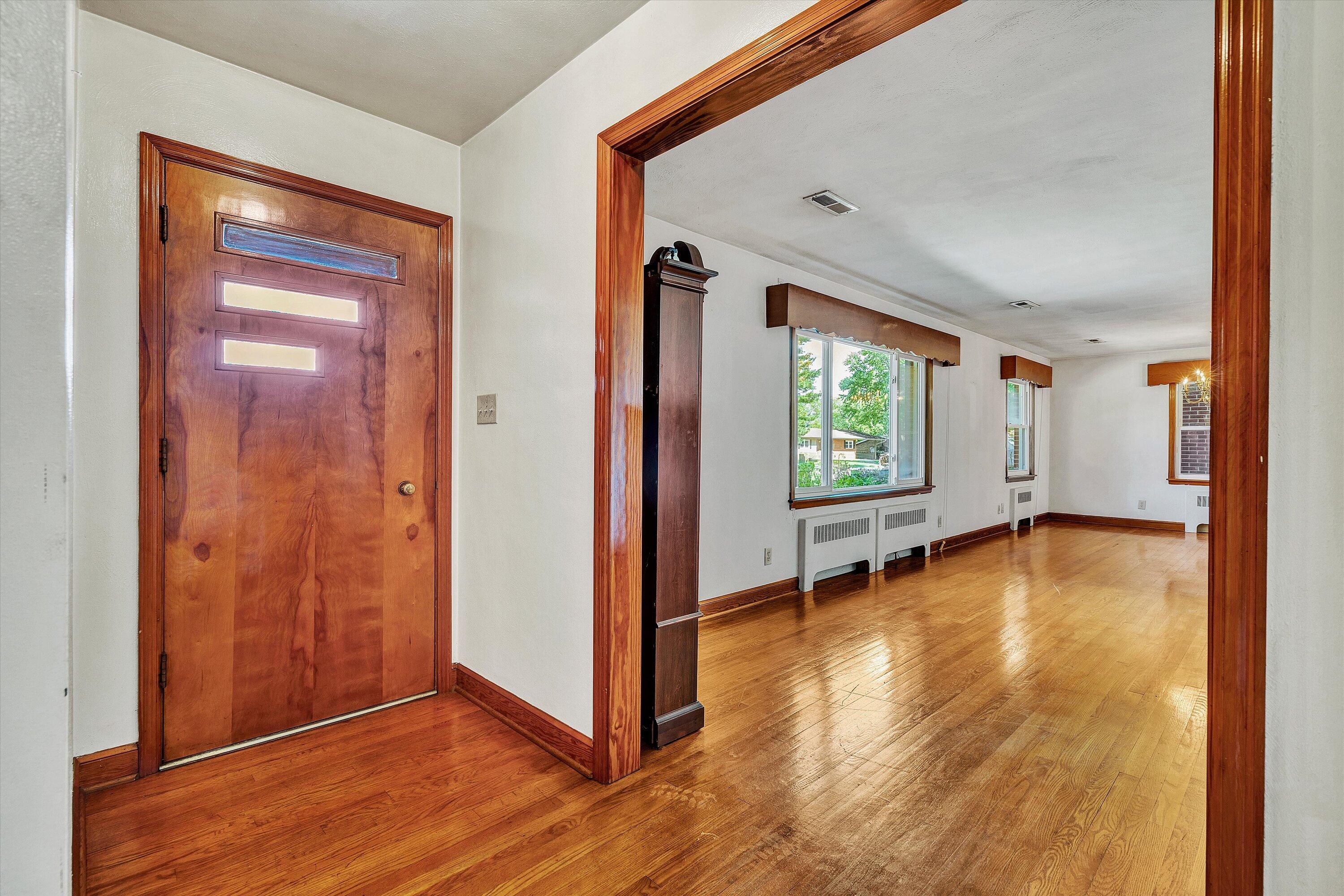 4038 High Acres Road Northwest Roanoke, VA 24017 - Photo 3 of 28 03-DSC04057