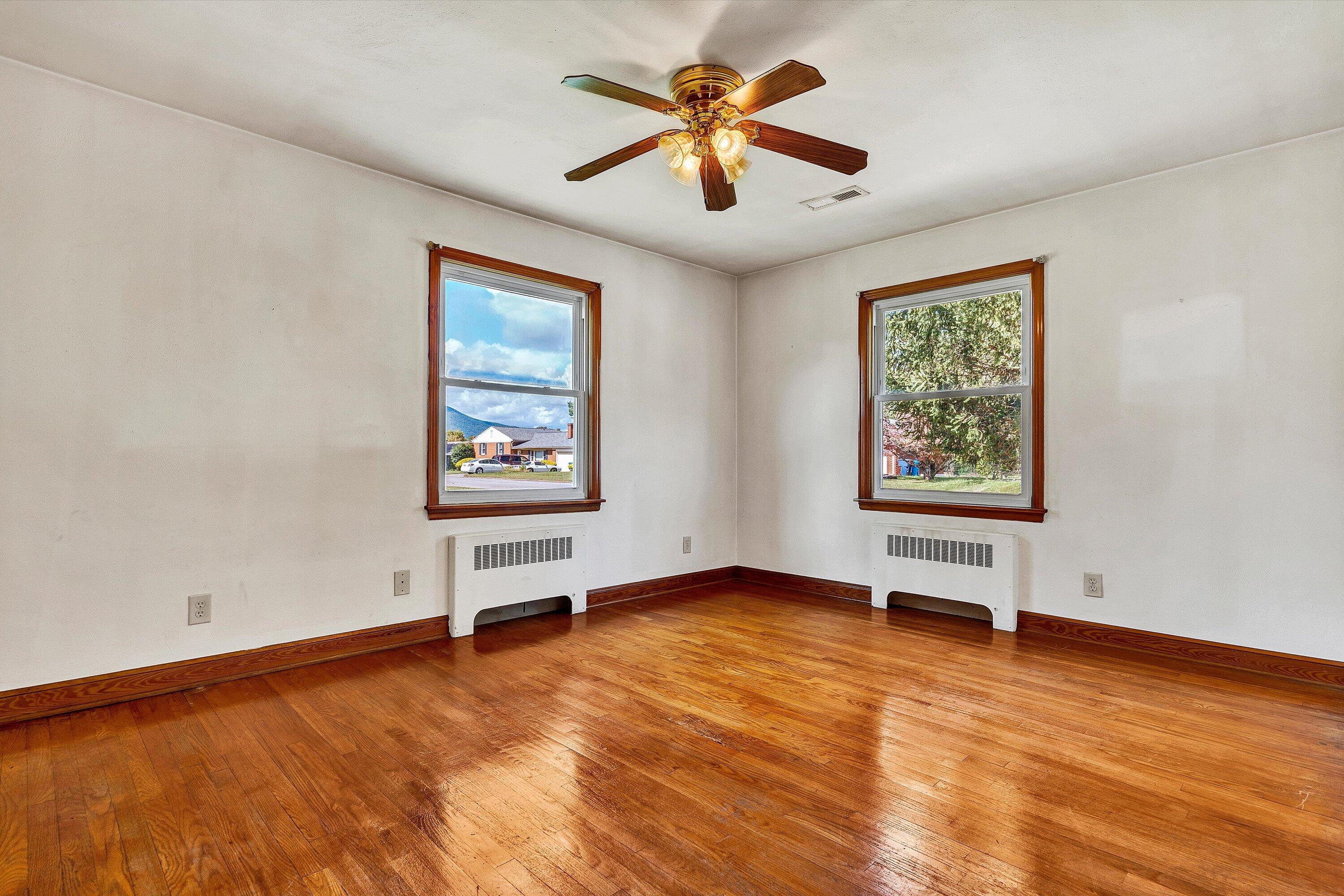 4038 High Acres Road Northwest Roanoke, VA 24017 - Photo 10 of 28 10-DSC04072